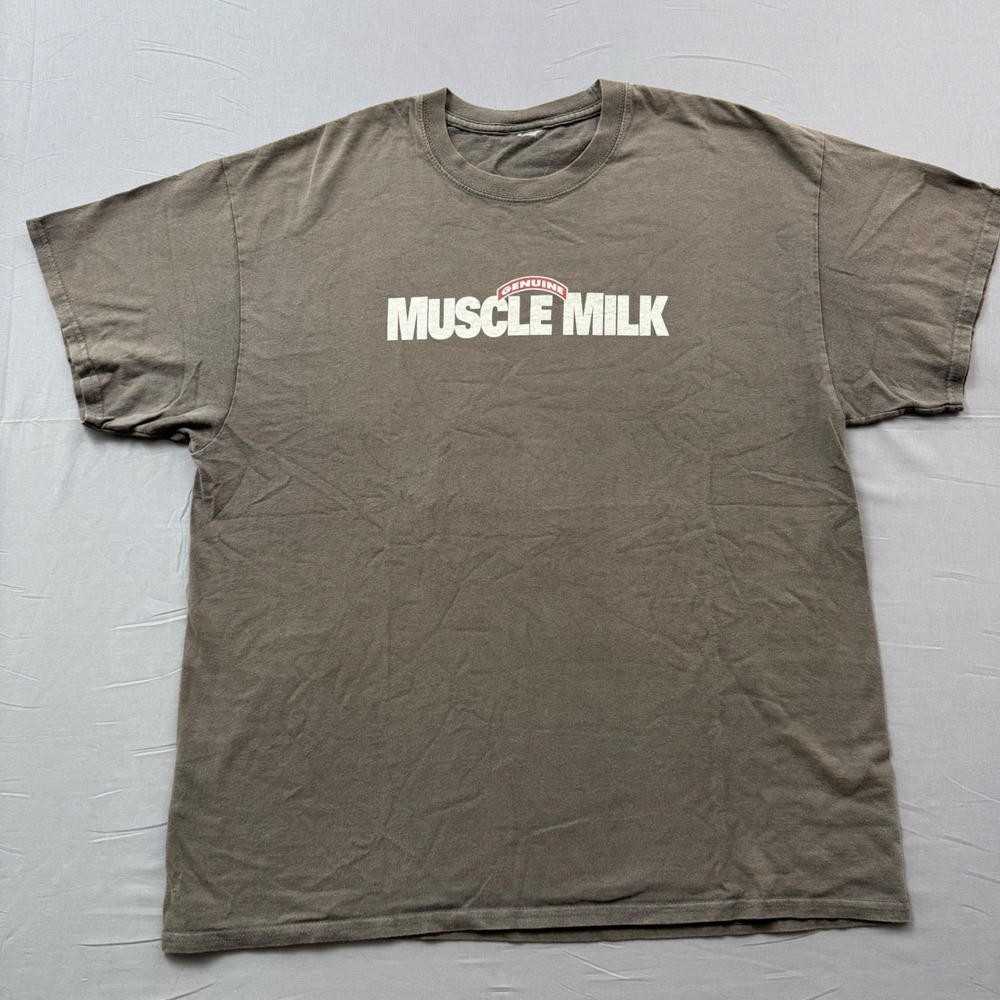 Muscle Milk Graphic T-Shirt Mens Large Brown Faded Short Sleeve Gym Tee